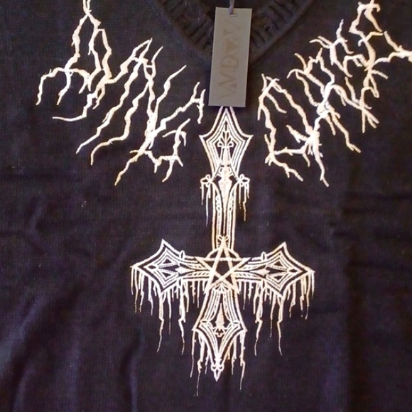 DOLLSKILL XL-XXL WIDOW BLACK VNECK LONG-SLEEVED SWEATER/PENTAGRAM CROSS - Picture 2 of 12